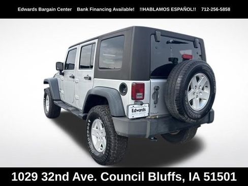 Used 2010 Jeep Wrangler Unlimited Sport AWD/4WD image 5