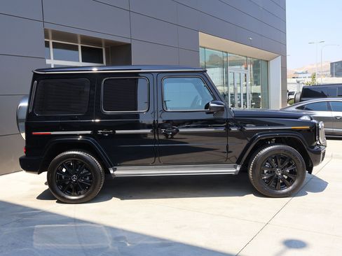 Used 2026 Mercedes-Benz G 550 image 4