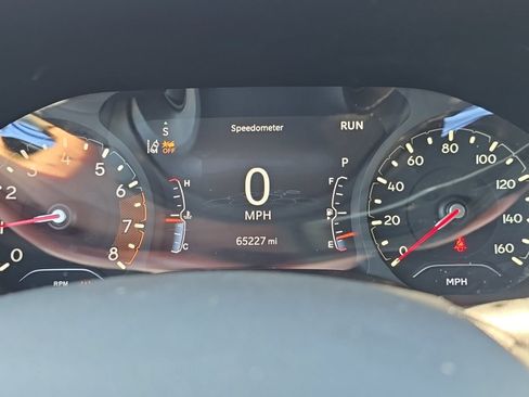 Used 2024 Jeep Compass Latitude AWD/4WD image 22