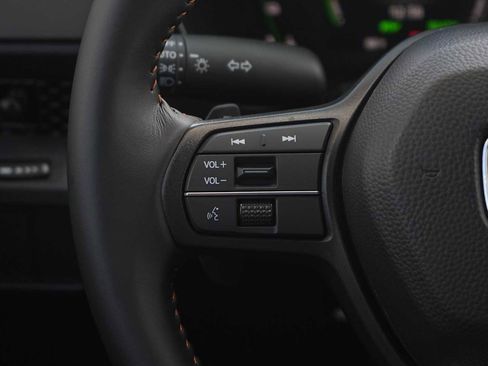 Used 2026 Honda CR-V Sport-L image 17