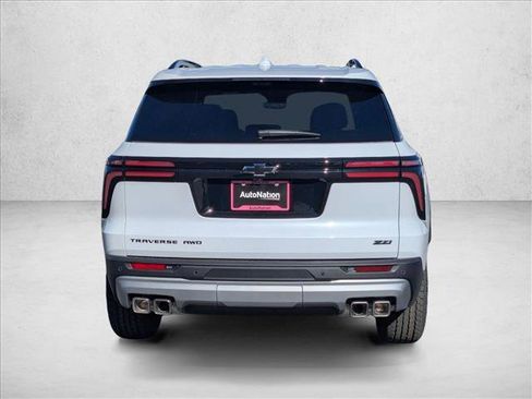 New 2026 Chevrolet Traverse Z71 w/ Driver Confidence Package image 8