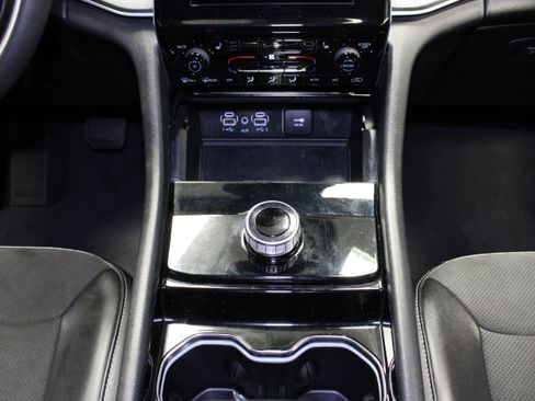 Used 2023 Jeep Grand Cherokee L Laredo RWD image 22