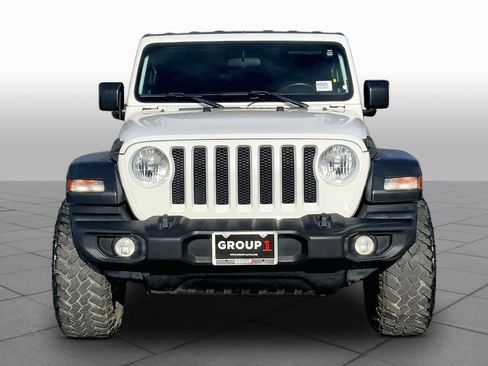 Used 2019 Jeep Wrangler Unlimited Sport S AWD/4WD image 4