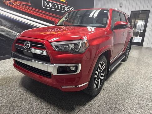 Used 2022 Toyota 4Runner Limited AWD/4WD image 2