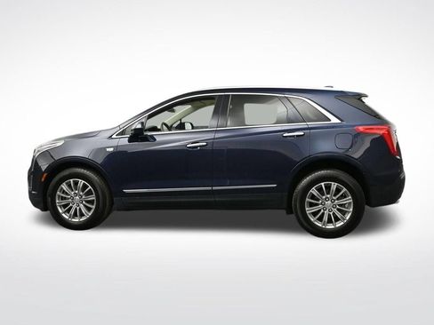 Used 2017 Cadillac XT5 Luxury w/ Driver Awareness Package AWD/4WD image 2