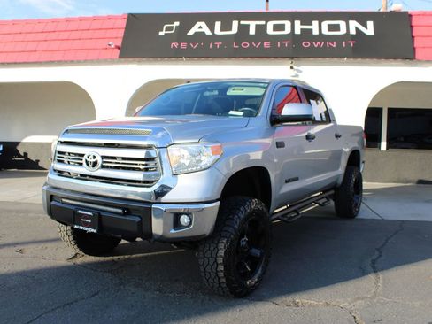 Used 2016 Toyota Tundra SR5 image 4