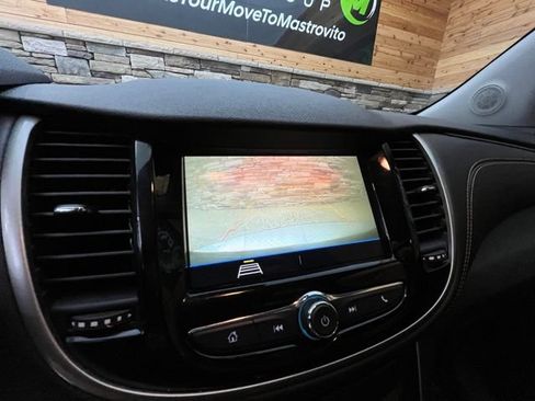 Used 2019 Chevrolet Trax LT w/ Driver Confidence Package AWD/4WD image 24
