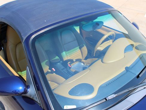 Used 2003 Porsche Boxster RWD image 10