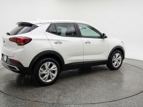 Used 2025 Buick Encore GX Preferred AWD/4WD image 9