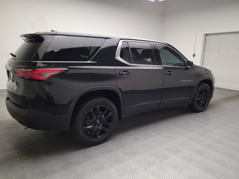 Used 2022 Chevrolet Traverse LS FWD image 10