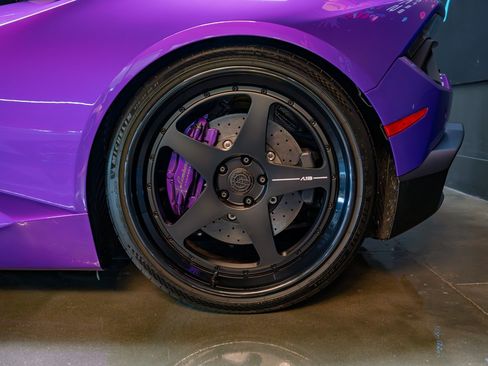 Used 2018 Lamborghini Huracan LP 580-2 RWD image 17