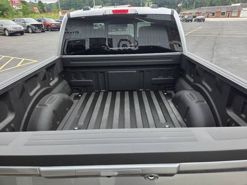 Used 2025 Ford F150 Lariat w/ Equipment Group 502A High AWD/4WD image 7