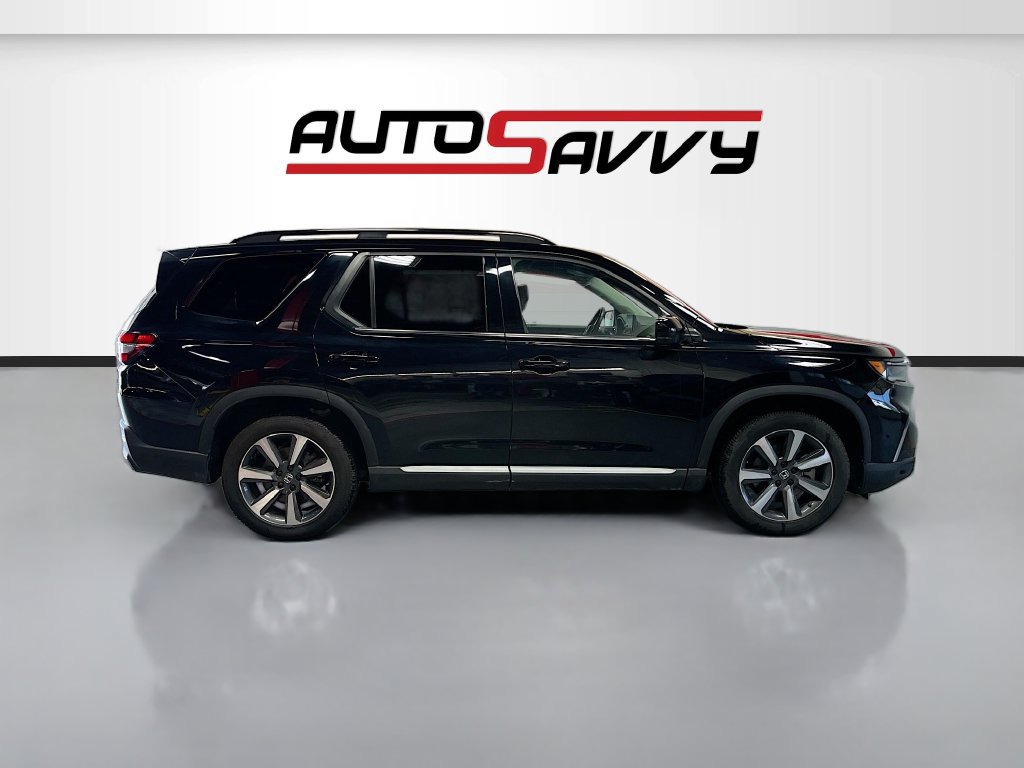 Used 2025 Honda Pilot Elite image 8