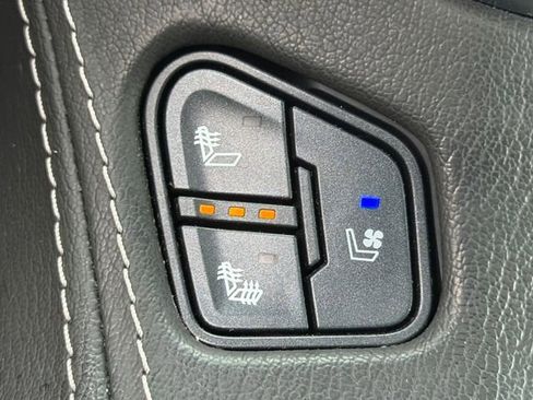 Used 2017 Chevrolet Tahoe Premier image 31