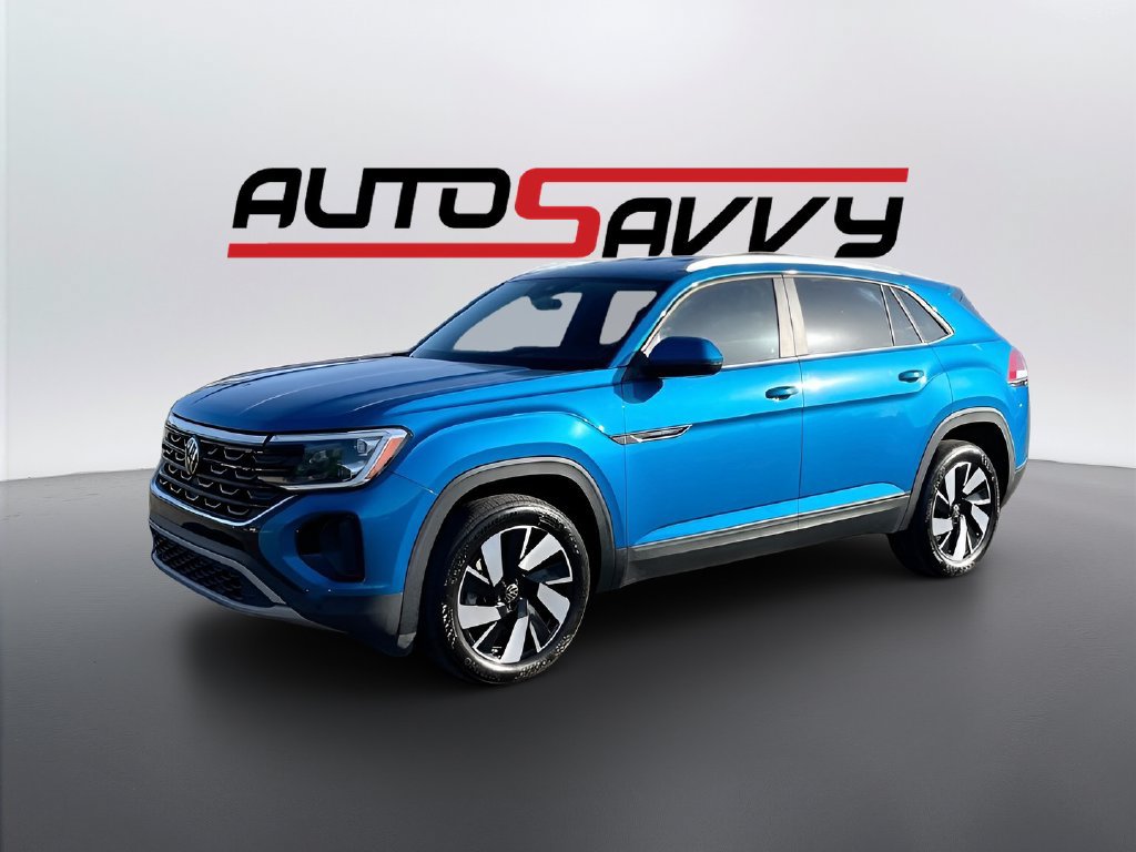 Used 2024 Volkswagen Atlas Cross Sport SE FWD image 3