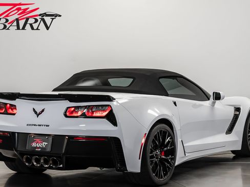 Used 2019 Chevrolet Corvette Z06 image 13