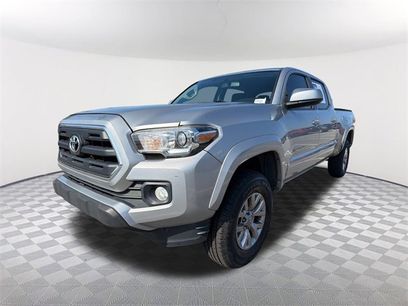 Used 2016 Toyota Tacoma SR5 w/ SR5 Appearance Package (SN)