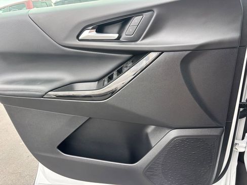 Used 2026 Chevrolet Equinox LT image 24