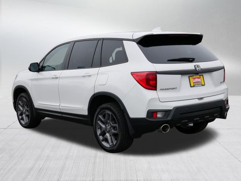 Used 2023 Honda Passport EX-L image 5