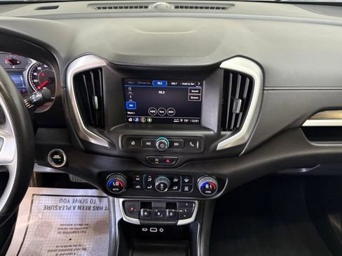 Used 2023 GMC Terrain SLE w/ Driver Convenience Package FWD image 23