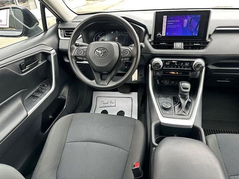 Certified 2024 Toyota RAV4 LE AWD/4WD image 17