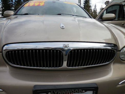 Used 2002 Jaguar X-TYPE 3.0 image 32