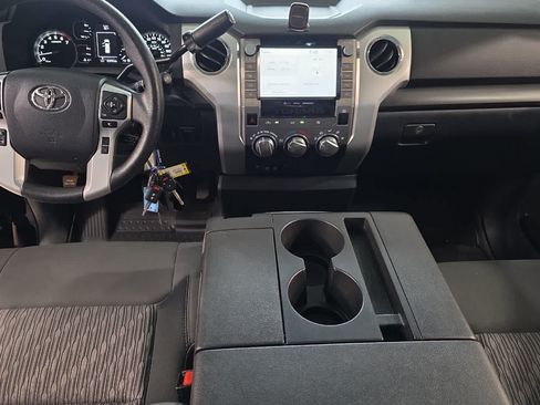 Used 2020 Toyota Tundra SR5 RWD image 4