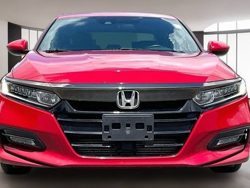 Used 2020 Honda Accord Sport image 2