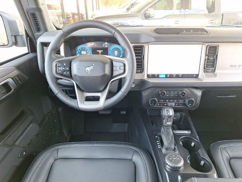 New 2026 Ford Bronco Outer Banks AWD/4WD image 6