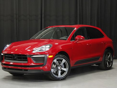 New 2026 Porsche Macan AWD/4WD image 1