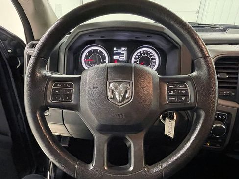 Used 2017 RAM 1500 Express w/ Black Ram 1500 Express Group image 29