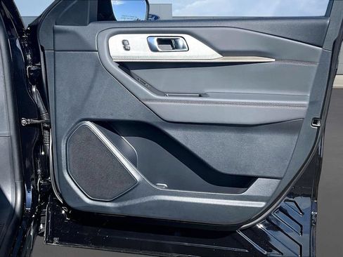 New 2026 Ford Explorer Active AWD/4WD image 32