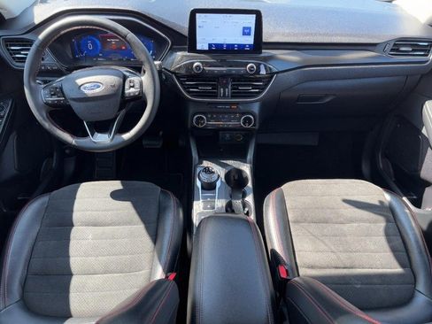 Used 2022 Ford Escape SEL w/ SEL Stealth AWD Package image 11