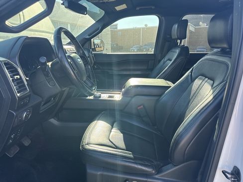 Used 2019 Ford Expedition Limited image 9