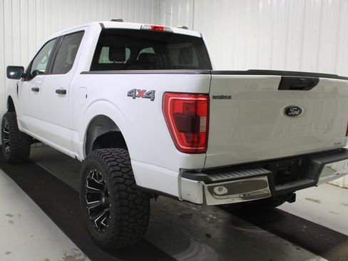 Used 2023 Ford F150 XLT w/ Trailer Tow Package image 4