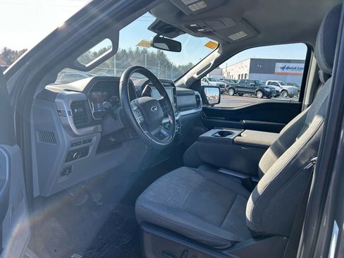 Used 2022 Ford F150 XLT w/ Equipment Group 302A High image 10