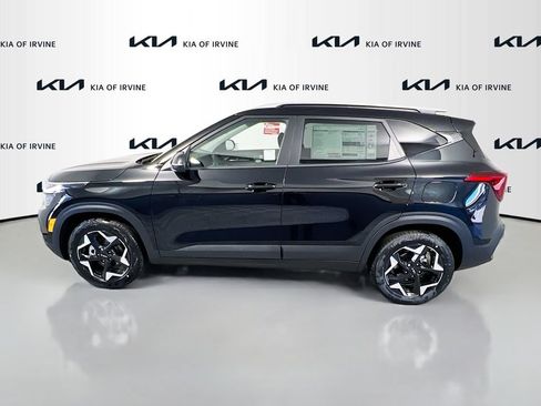 New 2026 Kia Seltos S FWD image 4