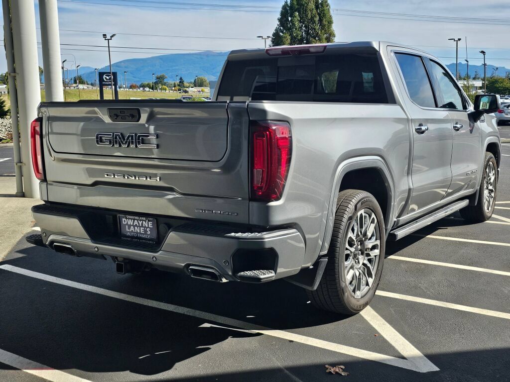 Used 2023 GMC Sierra 1500 Denali Ultimate AWD/4WD image 5