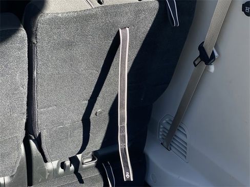 Used 2023 Chrysler Voyager LX image 28