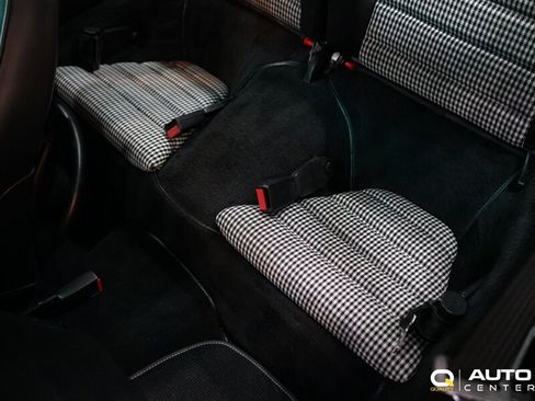 Used 1987 Porsche 911 Carrera RWD image 37