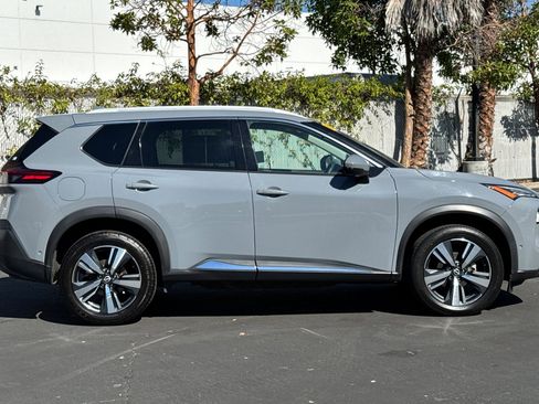 Certified 2023 Nissan Rogue SL w/ SL Premium Package image 3