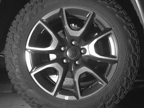Used 2025 Jeep Compass Trailhawk AWD/4WD image 15