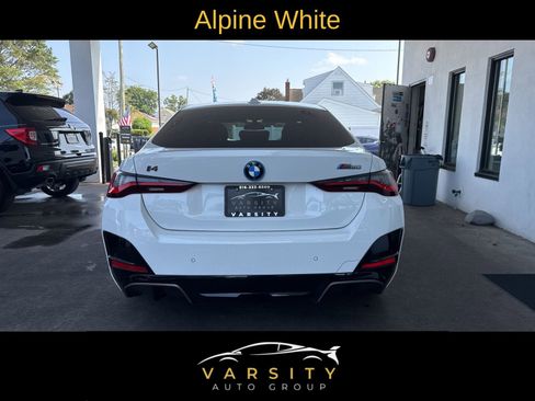 Used 2022 BMW i4 M50 w/ Premium Package image 5