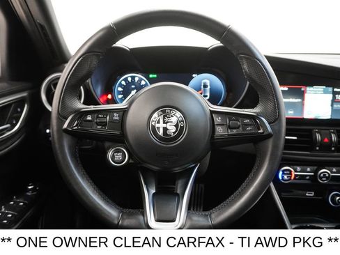Used 2024 Alfa Romeo Giulia Ti AWD/4WD image 16