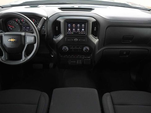 Used 2025 Chevrolet Silverado 1500 Custom RWD image 10