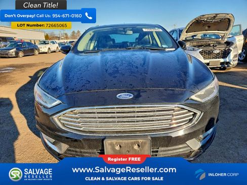 Used 2017 Ford Fusion SE w/ Fusion SE Technology Package image 7