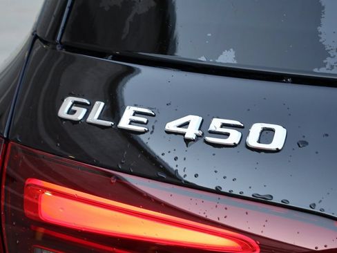 Certified 2026 Mercedes-Benz GLE 450 4MATIC image 8