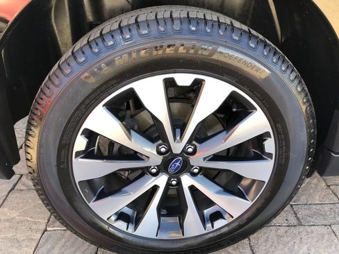 Used 2017 Subaru Outback 2.5i Limited AWD/4WD image 11