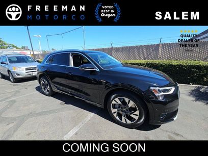 Used 2022 Audi e-tron Premium Plus w/ Premium Plus Package