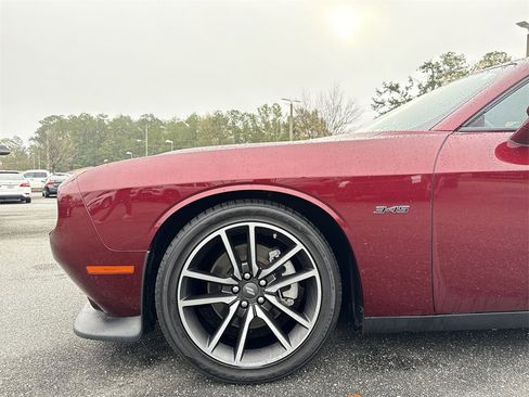 Used 2023 Dodge Challenger R/T w/ Plus Package image 9
